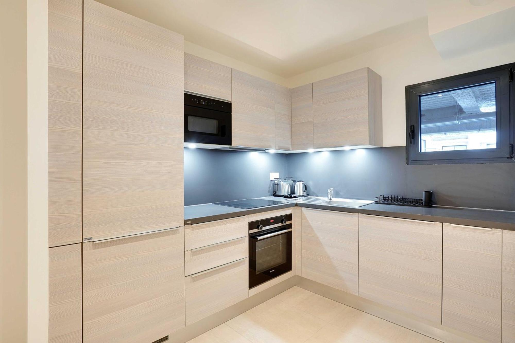 Raffinement Et Confort Dans Cette Residence A 르발루아페레 외부 사진