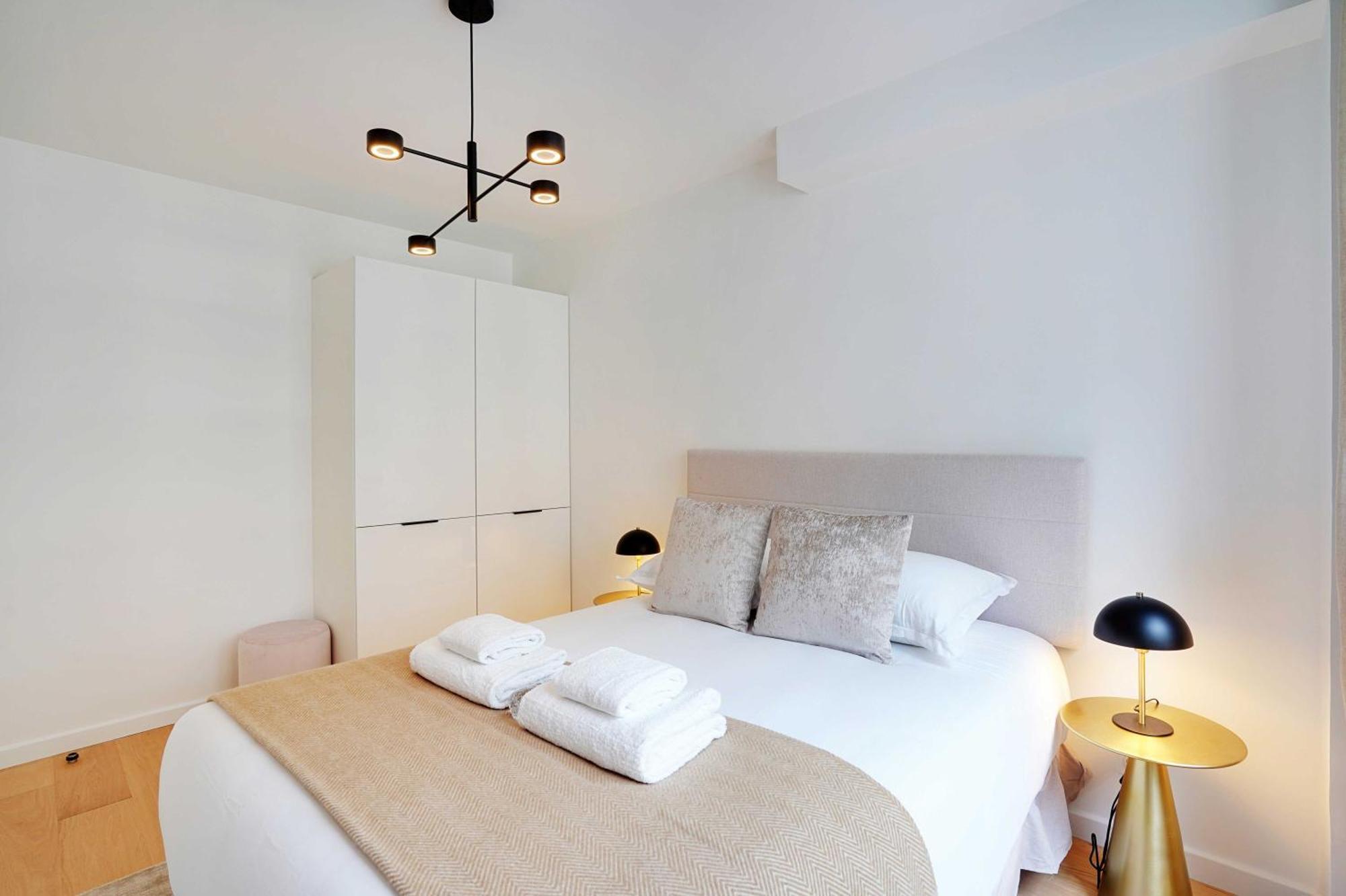 Raffinement Et Confort Dans Cette Residence A 르발루아페레 외부 사진